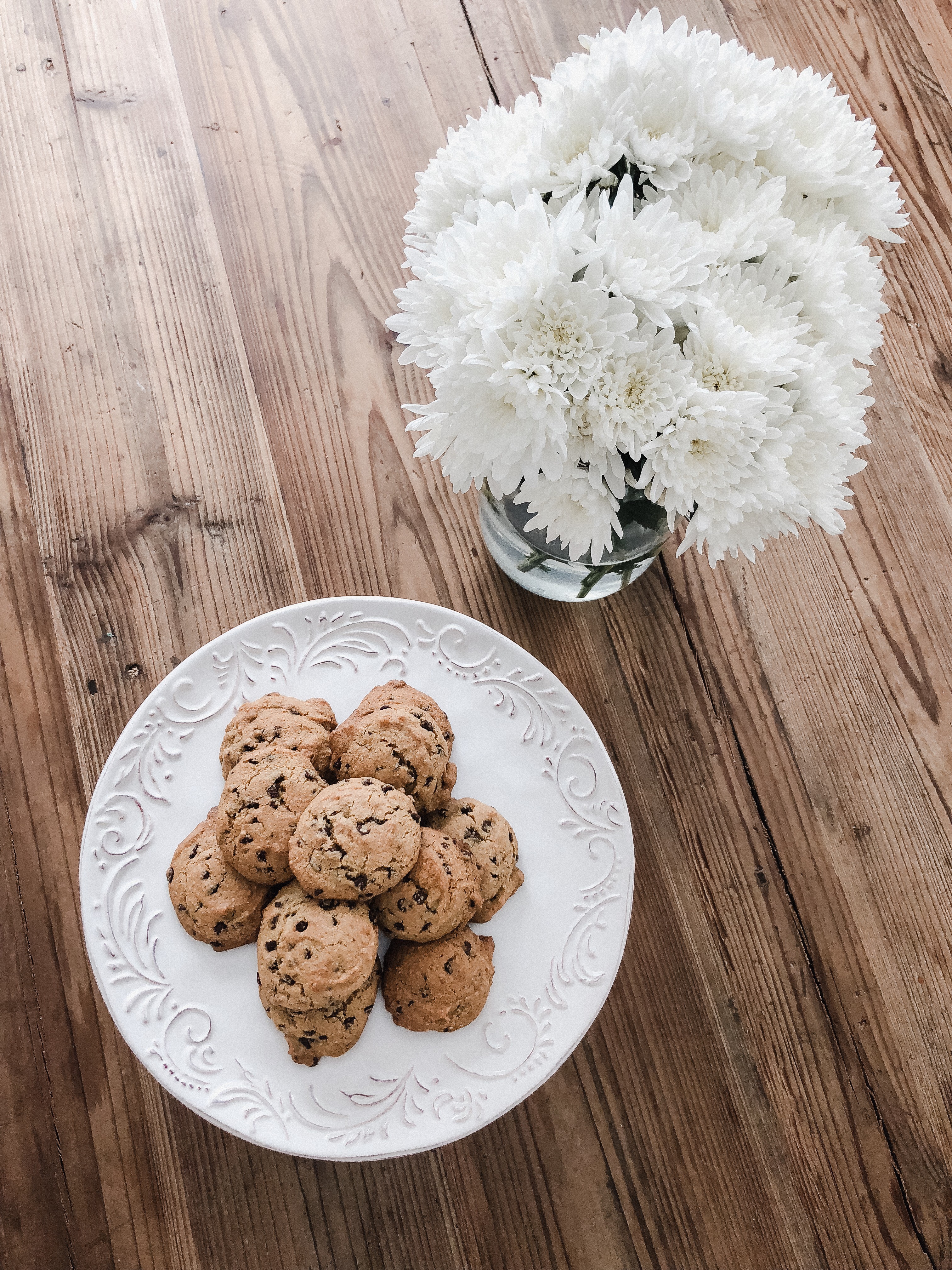 Life and style blogger Lauren McBride shares her Paleo Chocolate Chip cookie recipe that is so delicious you won't believe it's paleo!