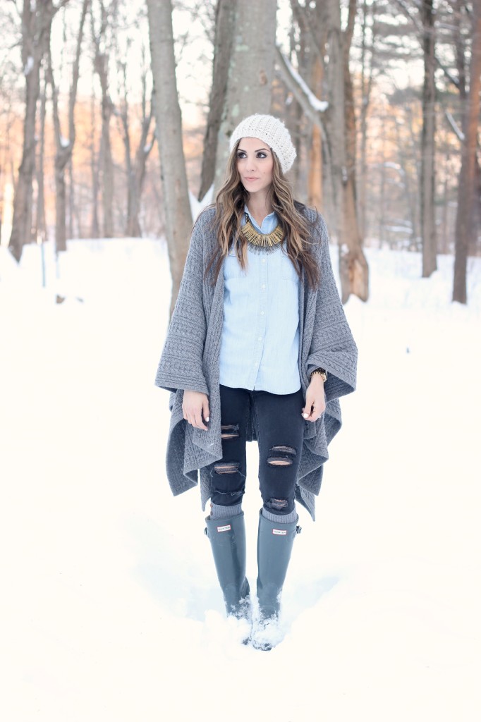 Sweater cardigan, Hunter boots, winter fashion