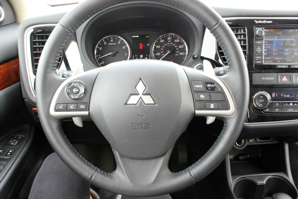 Mitsubishi Outlander Review