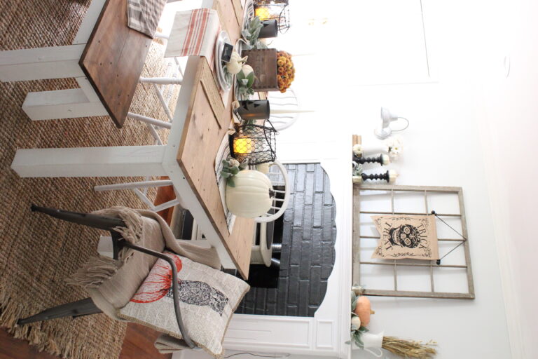 Rustic Halloween Dining Table Decor