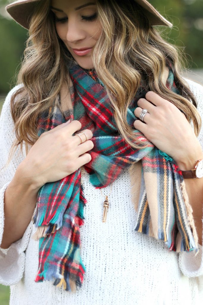 Fall maternity outfit, plaid blanket scarf and oversized sweater