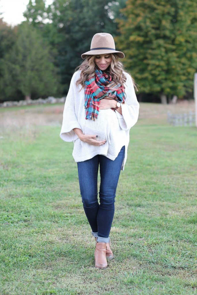Fall maternity outfit, plaid blanket scarf and oversized sweater