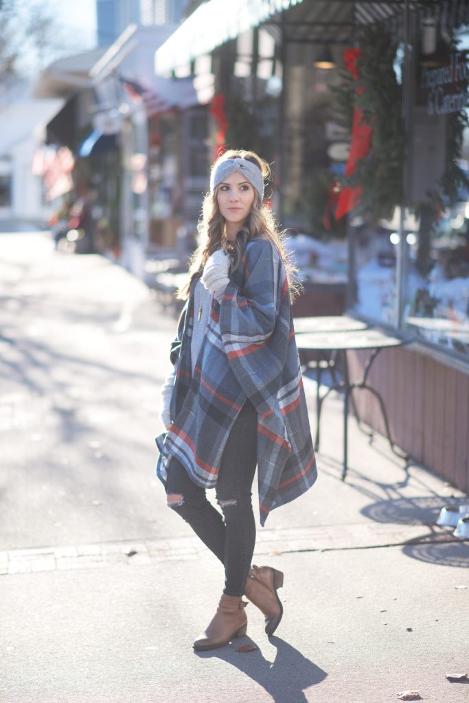 How to wear a plaid poncho, fall and winter style