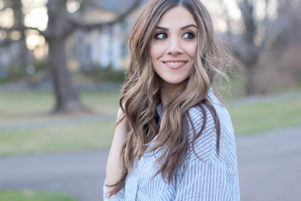 Lauren McBride - Casual ILY Couture striped button down with distressed white skinny jeans and chunky Sole Society heels for a chic spring look.