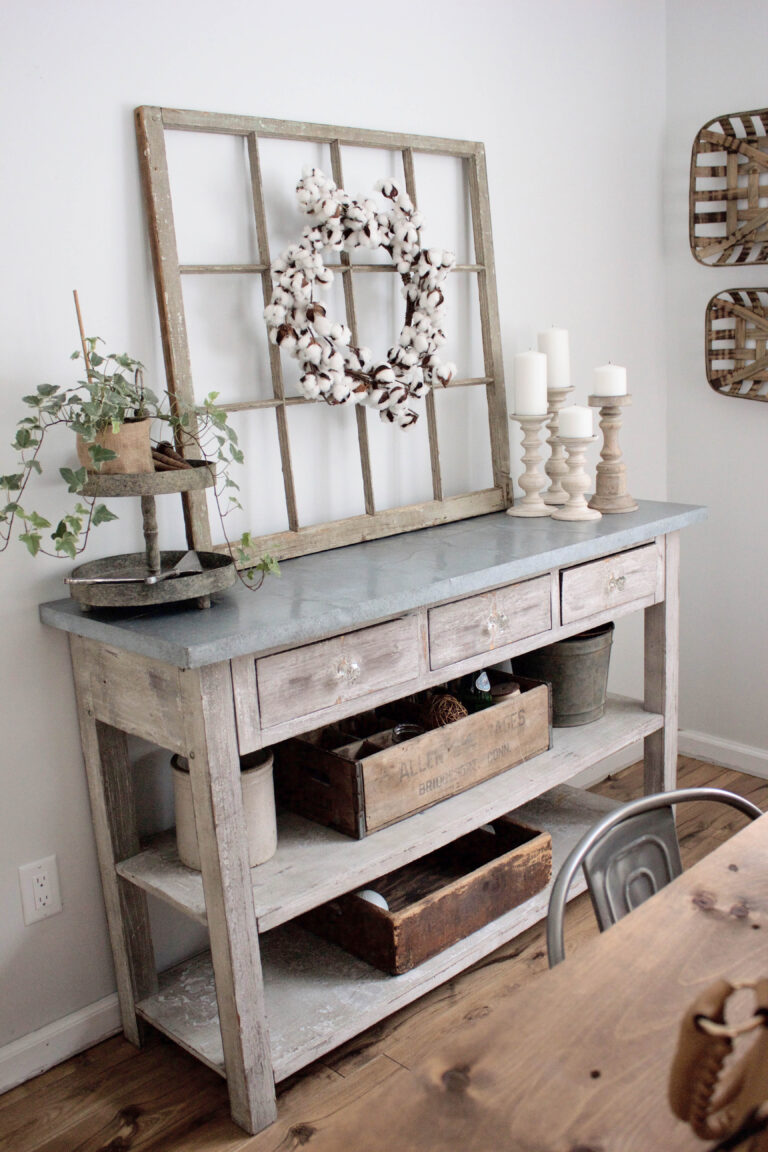 Home // How To Shop for Vintage Finds At An Estate Sale