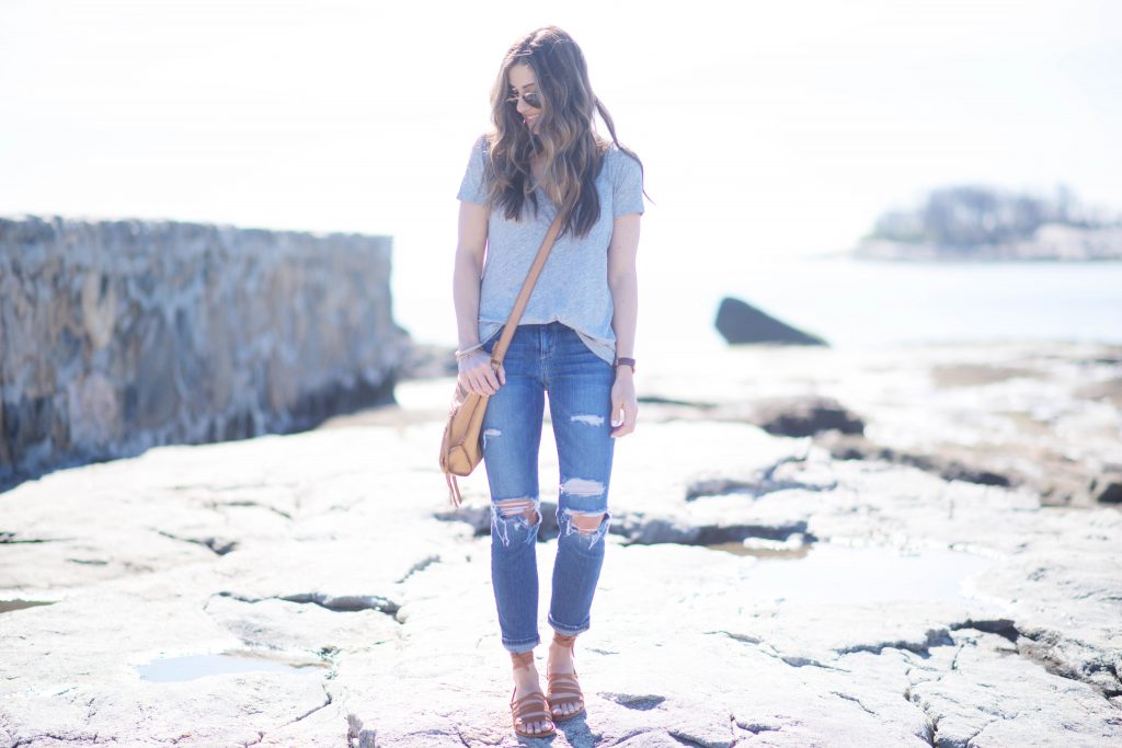 Casual mom outfit with beek heron sandals