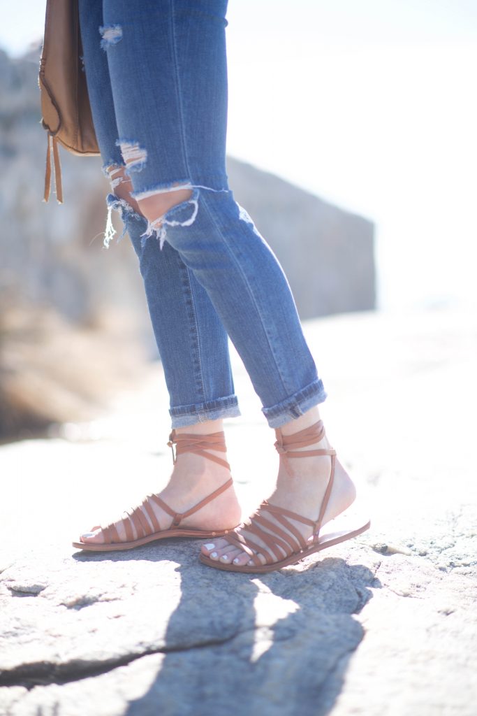 Casual mom outfit with beek heron sandals