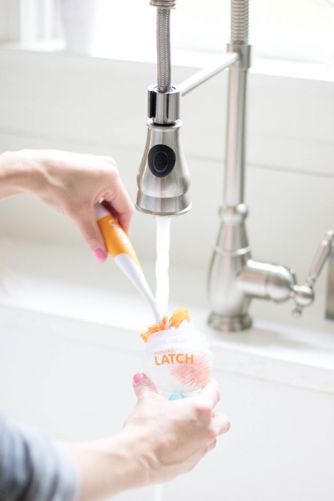 Tips on transitioning to a bottle with Munchkin LATCH