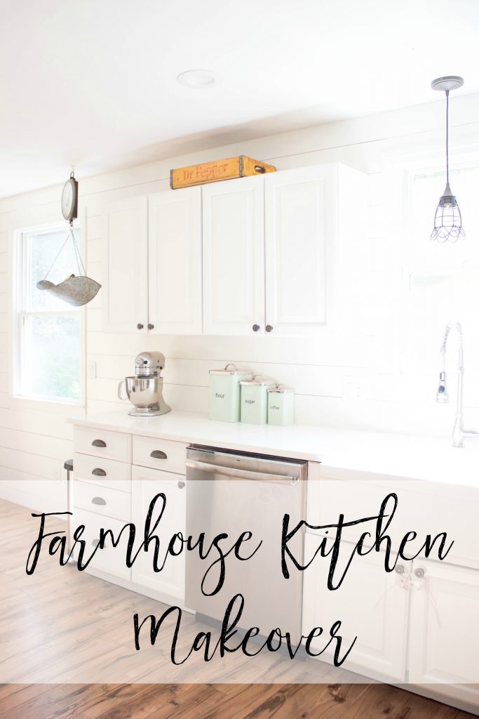 Bookmark this! A fabulous farmhouse kitchen makeover!