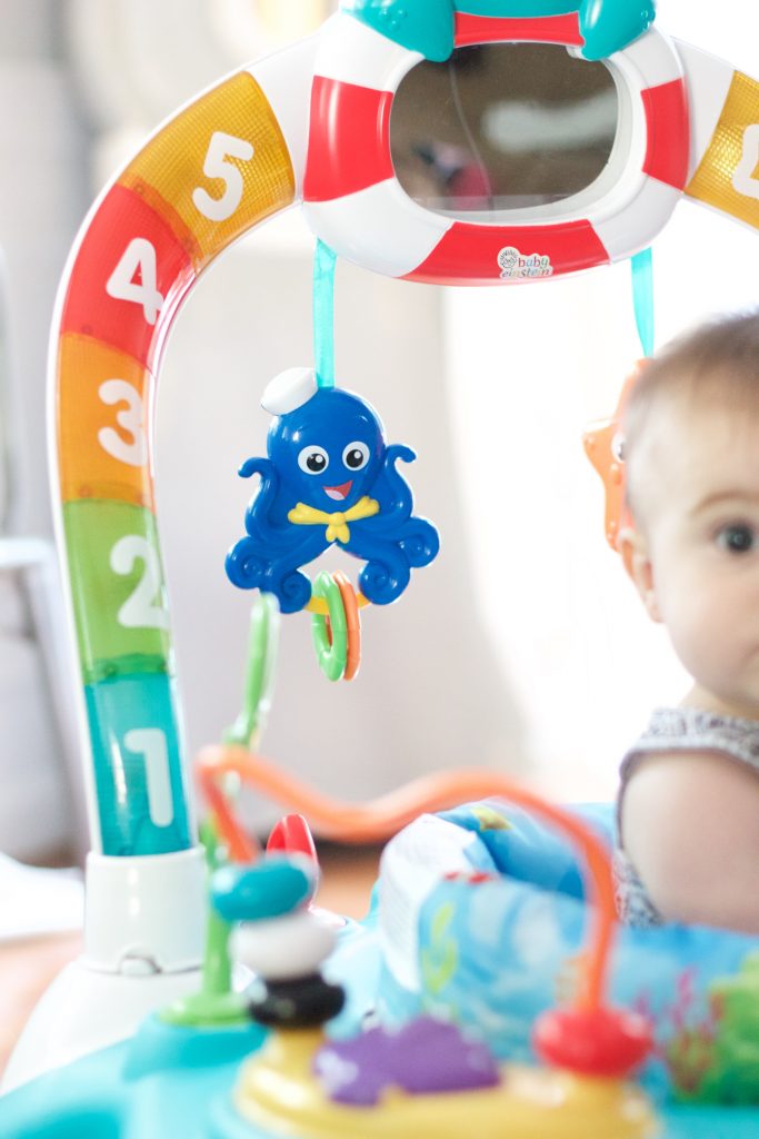 Baby Einstein 2-in-1 Lights & Sea Activity Gym and Saucer Review