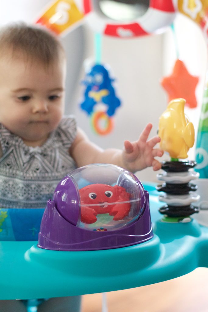 Baby Einstein 2-in-1 Lights & Sea Activity Gym and Saucer Review