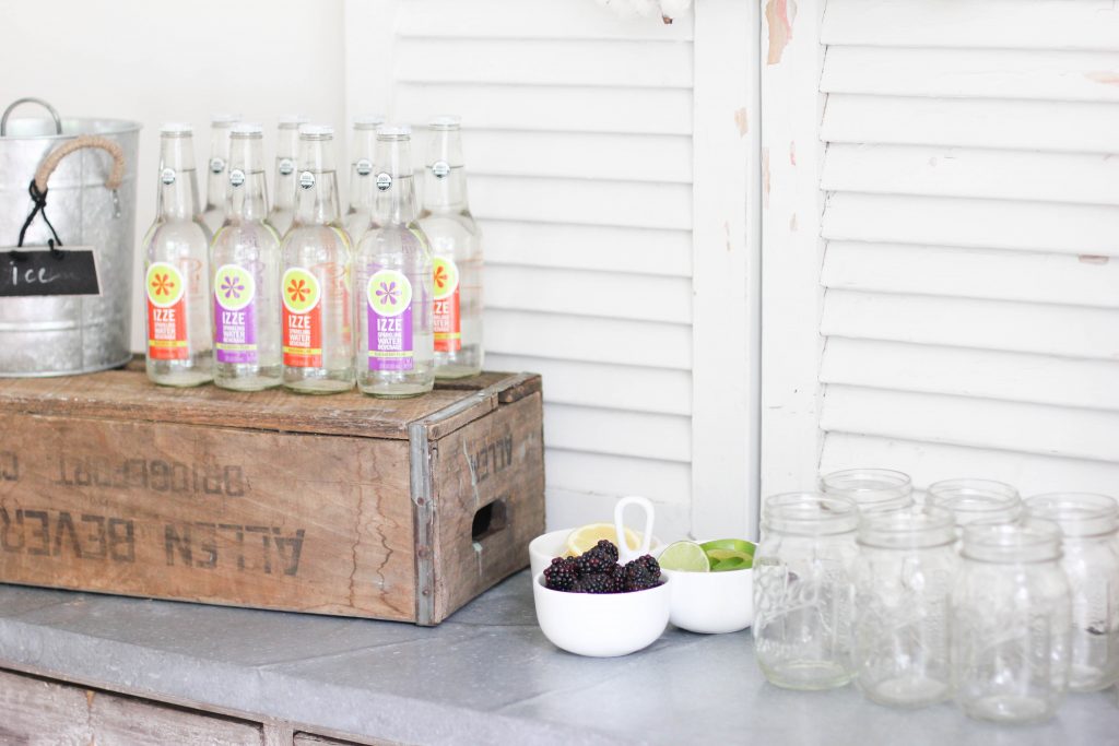 Simple DIY drink station using vintage decor