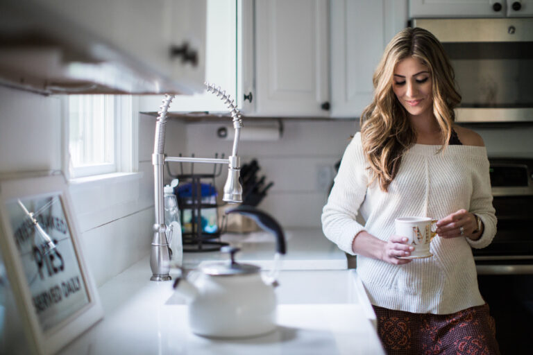 Style // Accepting the “Mom Bod”