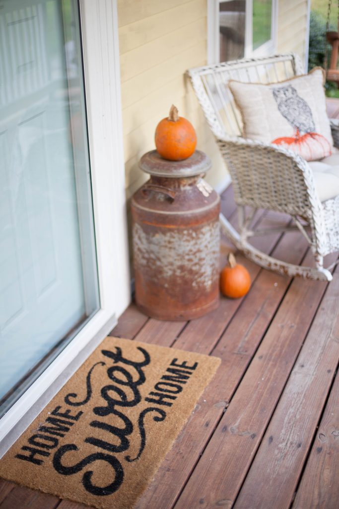 Simple rustic Halloween front porch decor