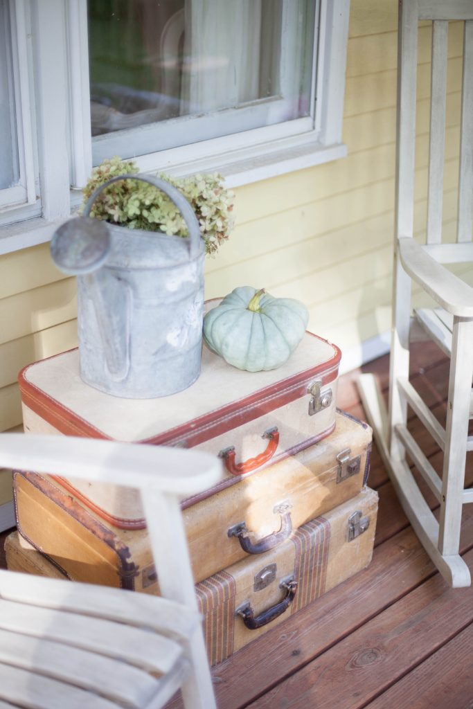 Simple rustic Halloween front porch decor