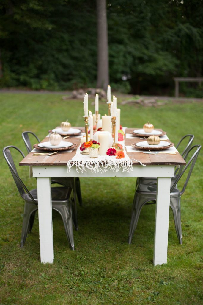 Get these easy to follow Tips for a Fall Farmhouse Tablescape that rivals a professional magazine Tablescape