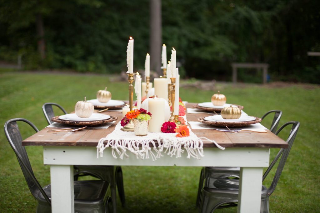 Tips for a Fall Farmhouse Tablescape