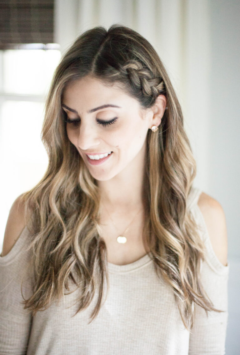 Beauty // Half Up Side Braid Hair Tutorial