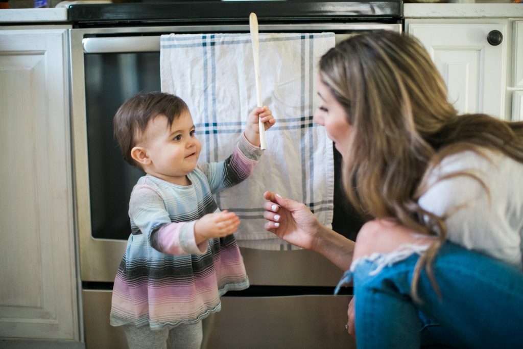How Google Home helps keep mom life on track and makes your day a little easier! Anything to make us a little more organized is a good thing, right?