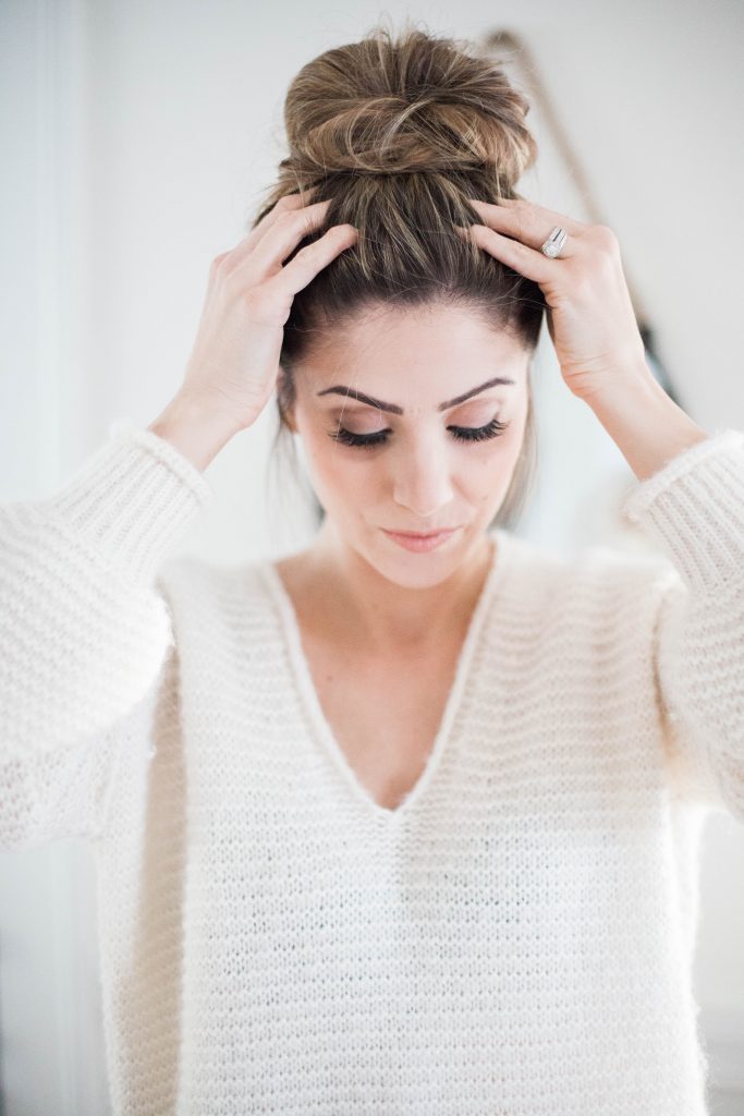 An easy topknot tutorial for busy moms, or those who just don't feel like washing their hair! Tips included on how to achieve the perfect knot.