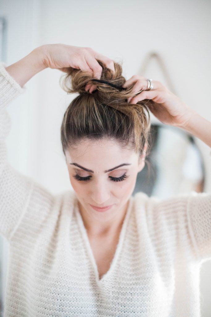 An easy topknot tutorial for busy moms, or those who just don't feel like washing their hair! Tips included on how to achieve the perfect knot.