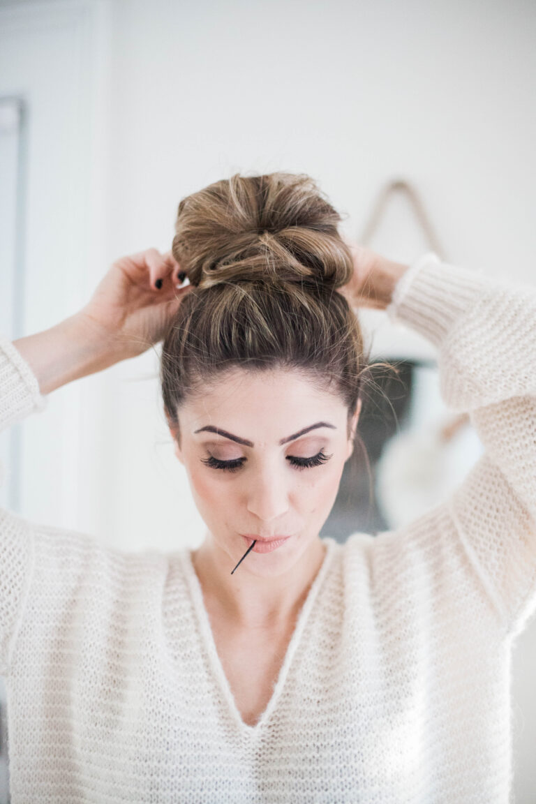 Beauty // Easy Topknot Tutorial