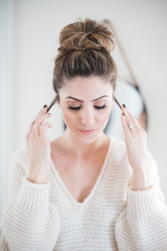 An easy topknot tutorial for busy moms, or those who just don't feel like washing their hair! Tips included on how to achieve the perfect knot.