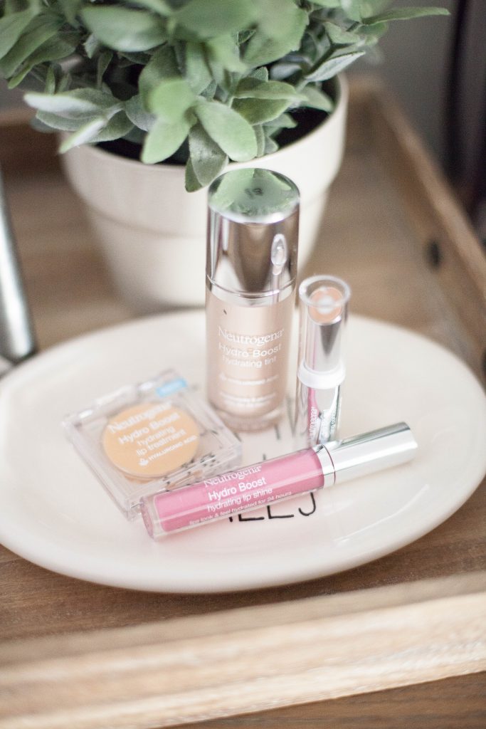 Check out this quick and easy 5 minute mom makeup tutorial featuring all drugstore products!