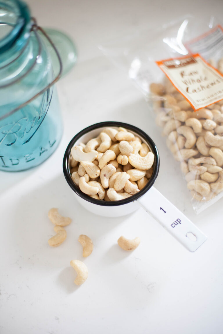 Lifestyle // Busy Mom Whole30: Week 2 and an Easy Homemade Cashew Milk Recipe