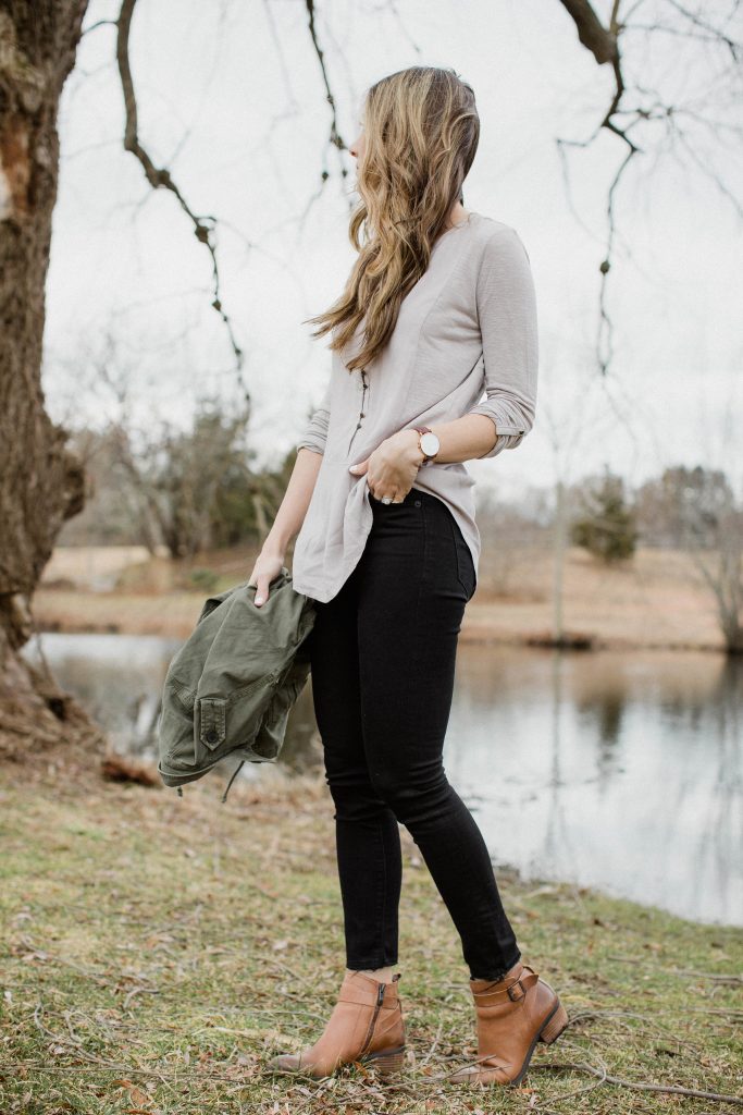 These frayed black skinny jeans are great for a casual Valentine's Day outfit!