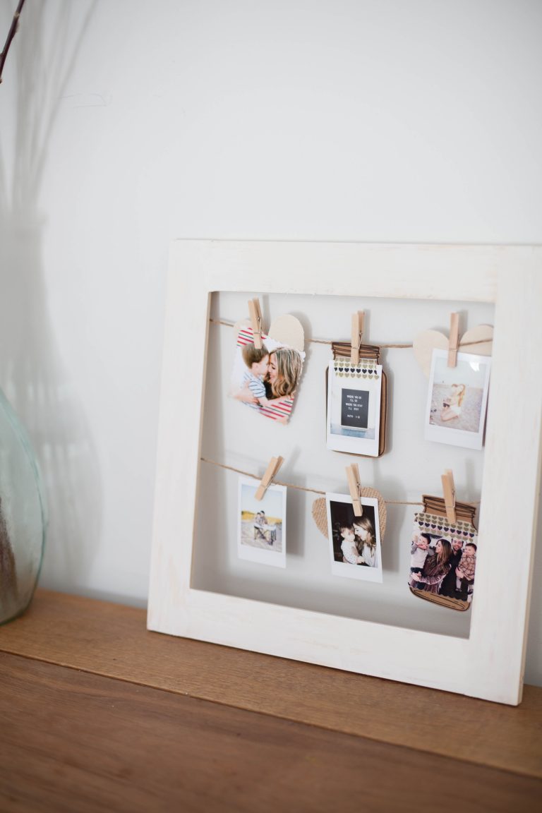 Home // DIY Photo Frame