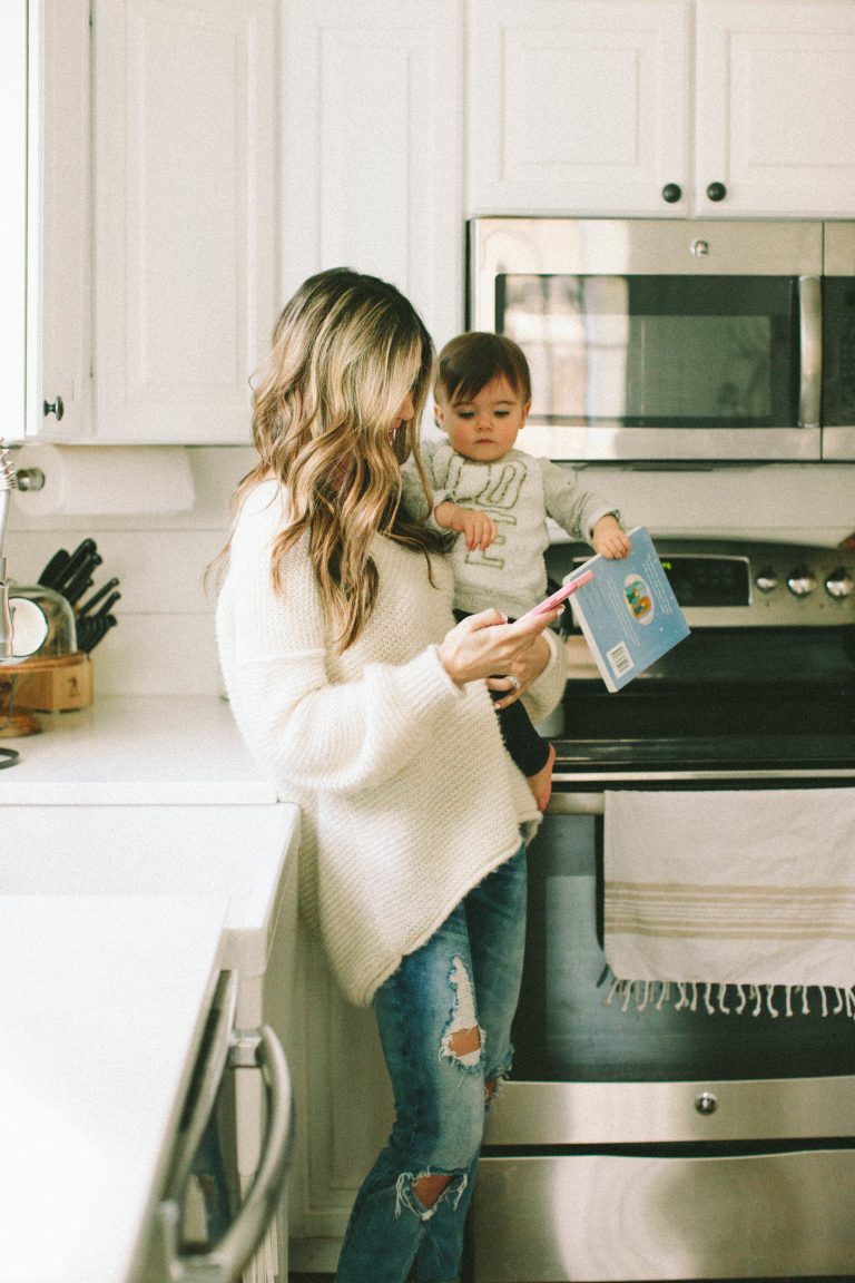 Mom + Baby // How to Go Shopping with Kids and Survive