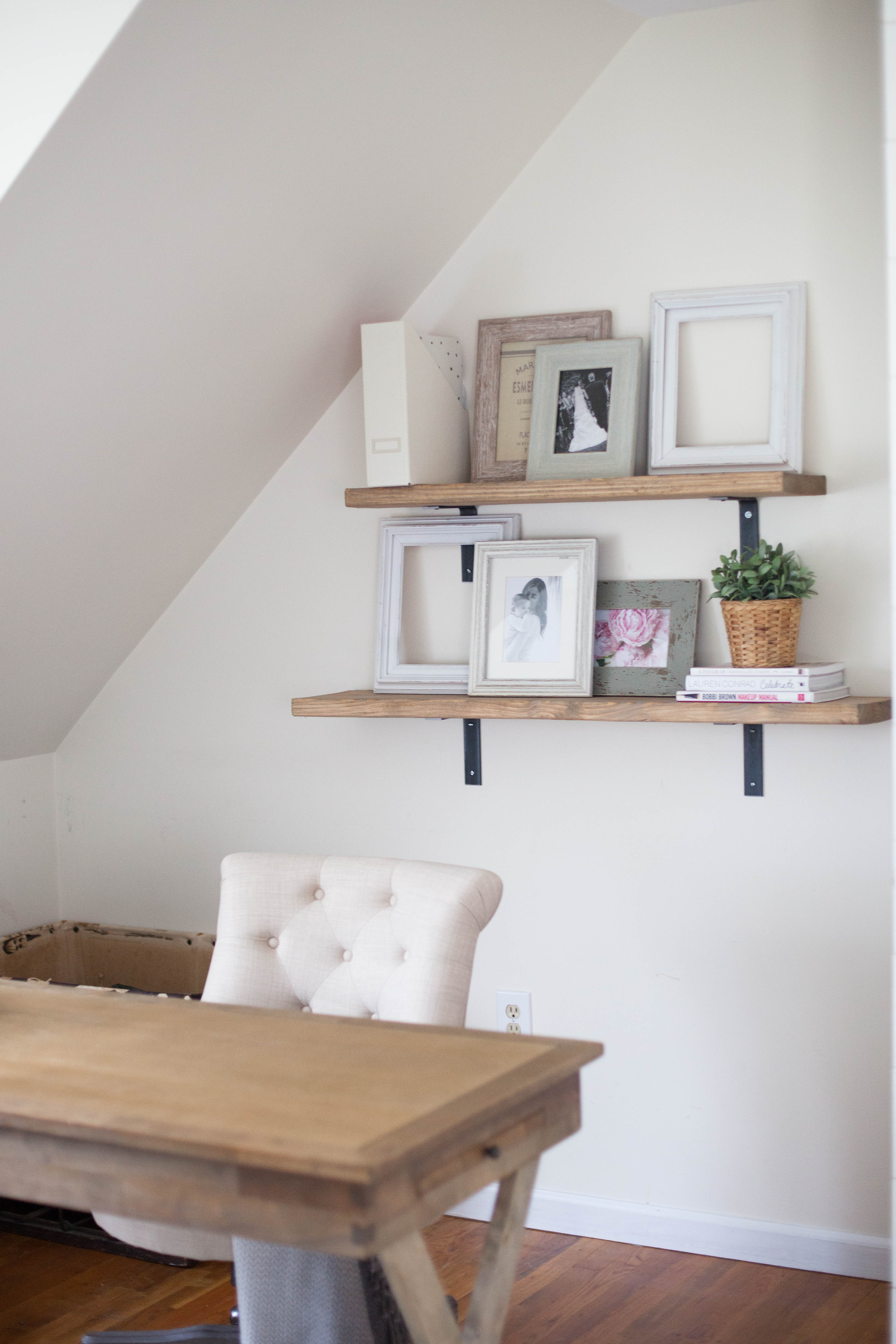 This simple DIY rustic shelving is SO easy that anyone can do it! 