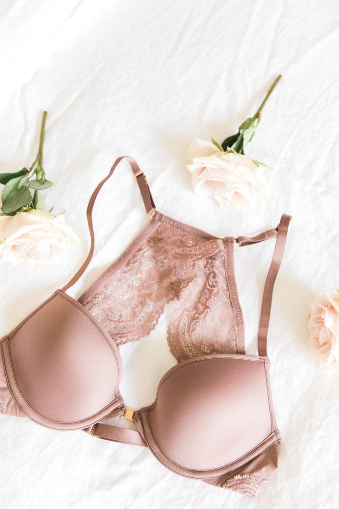 ThirdLove Front Closure Racerback Lace Bra and the best bras for the many different sizes your boobs experience through motherhood!