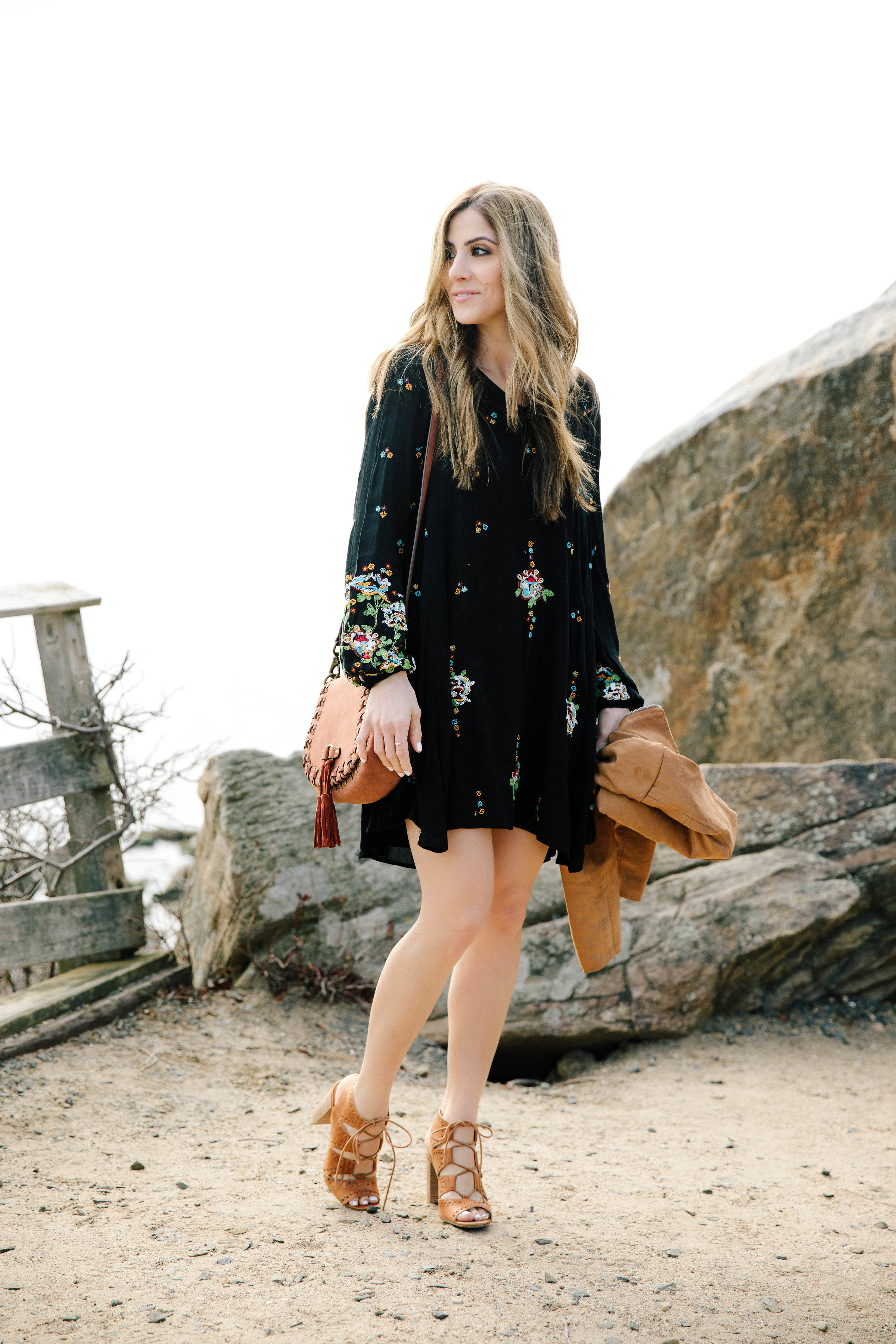 Boho chic has never been easier. This is the simplest way to style a boho embroidered dress. This dress is perfect in every way for Spring and you need it in your closet.