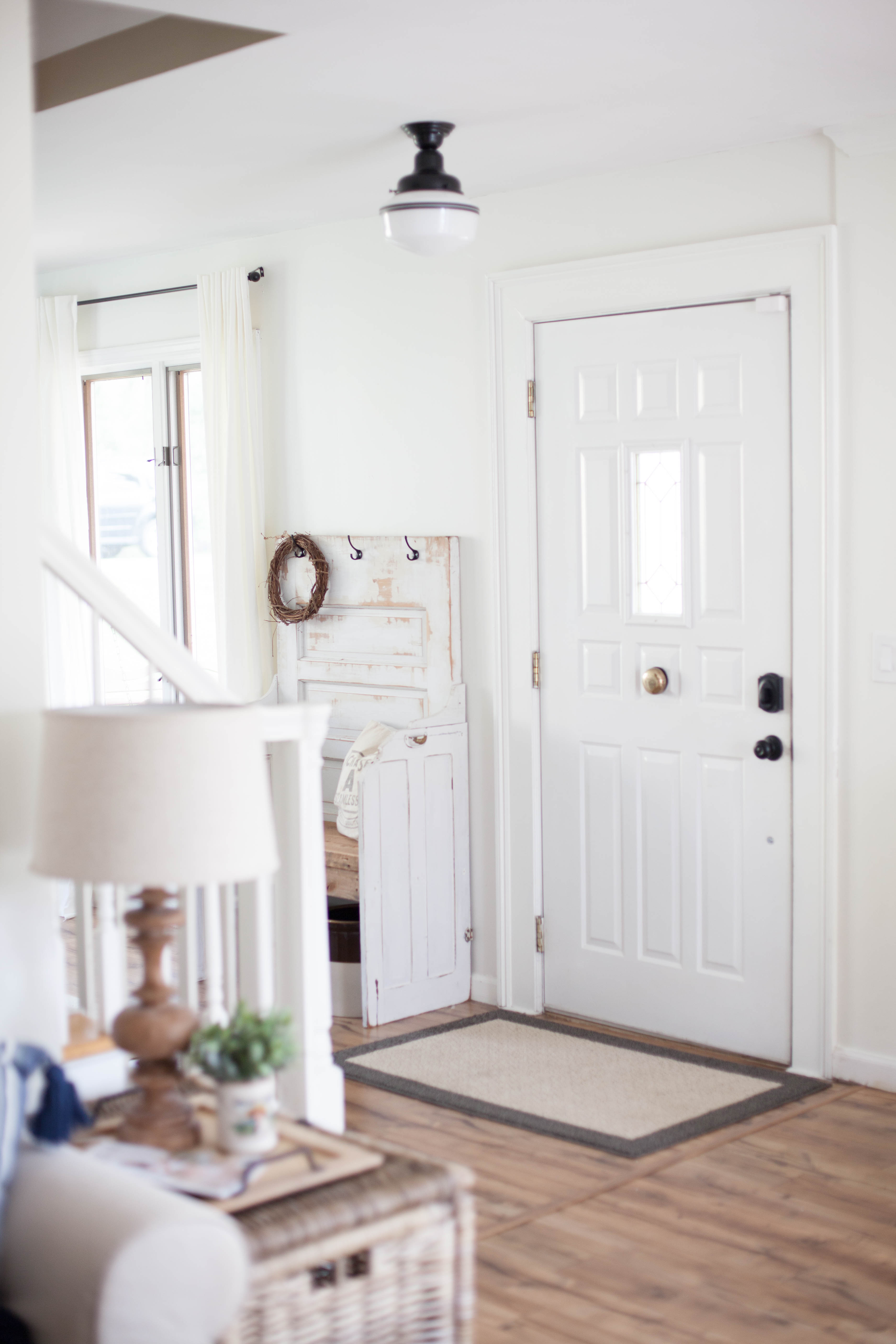 Four simple tips on How To Define Your Foyer Space that are easy inexpensive. Whether your foyer is large or small, these tips will offer a high impact!