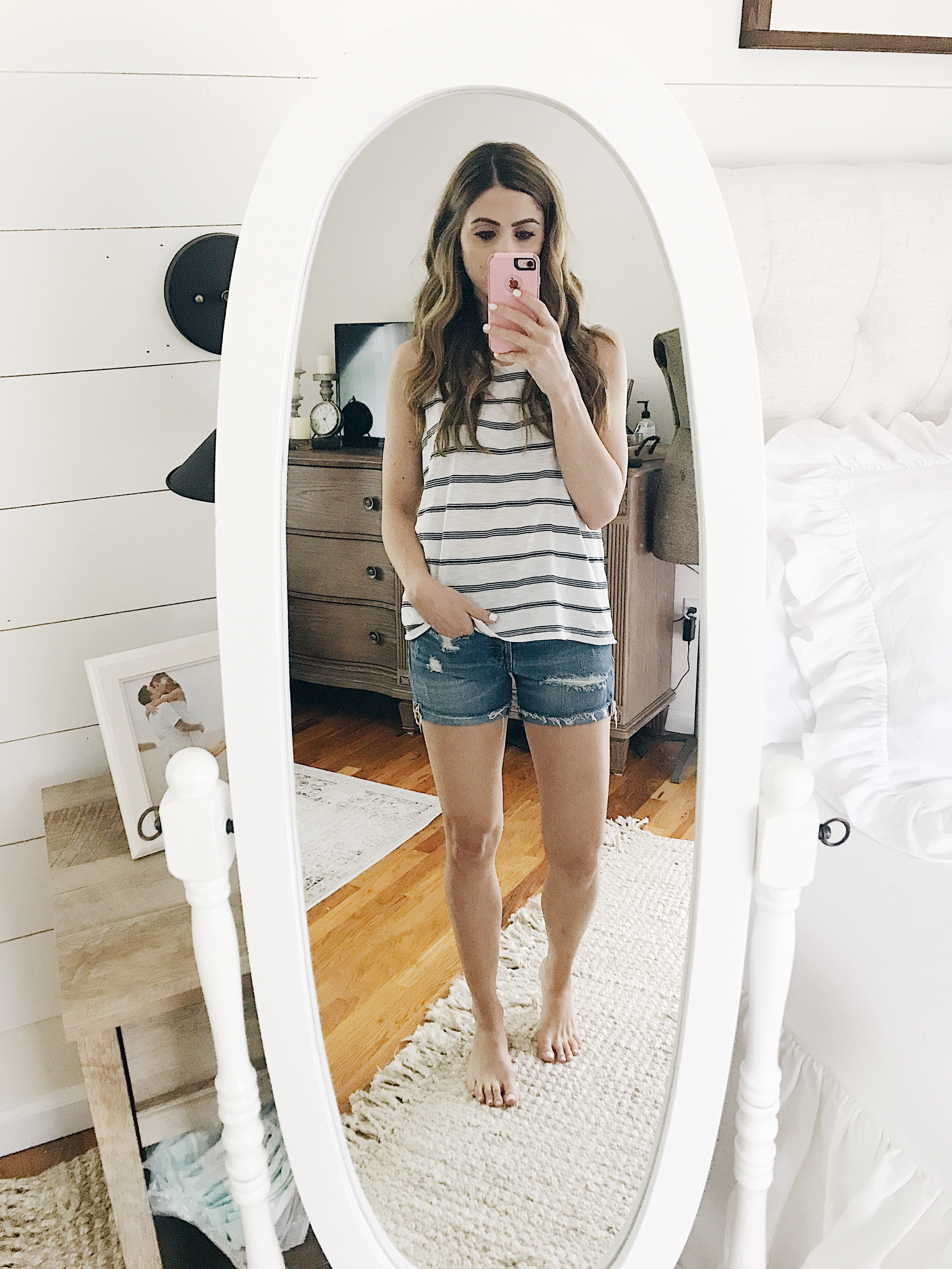 A full review of the Best Mom Shorts, including information on rise, inseam, and photos to show fit! Including a review of Abercrombie's Denim Boyshorts.