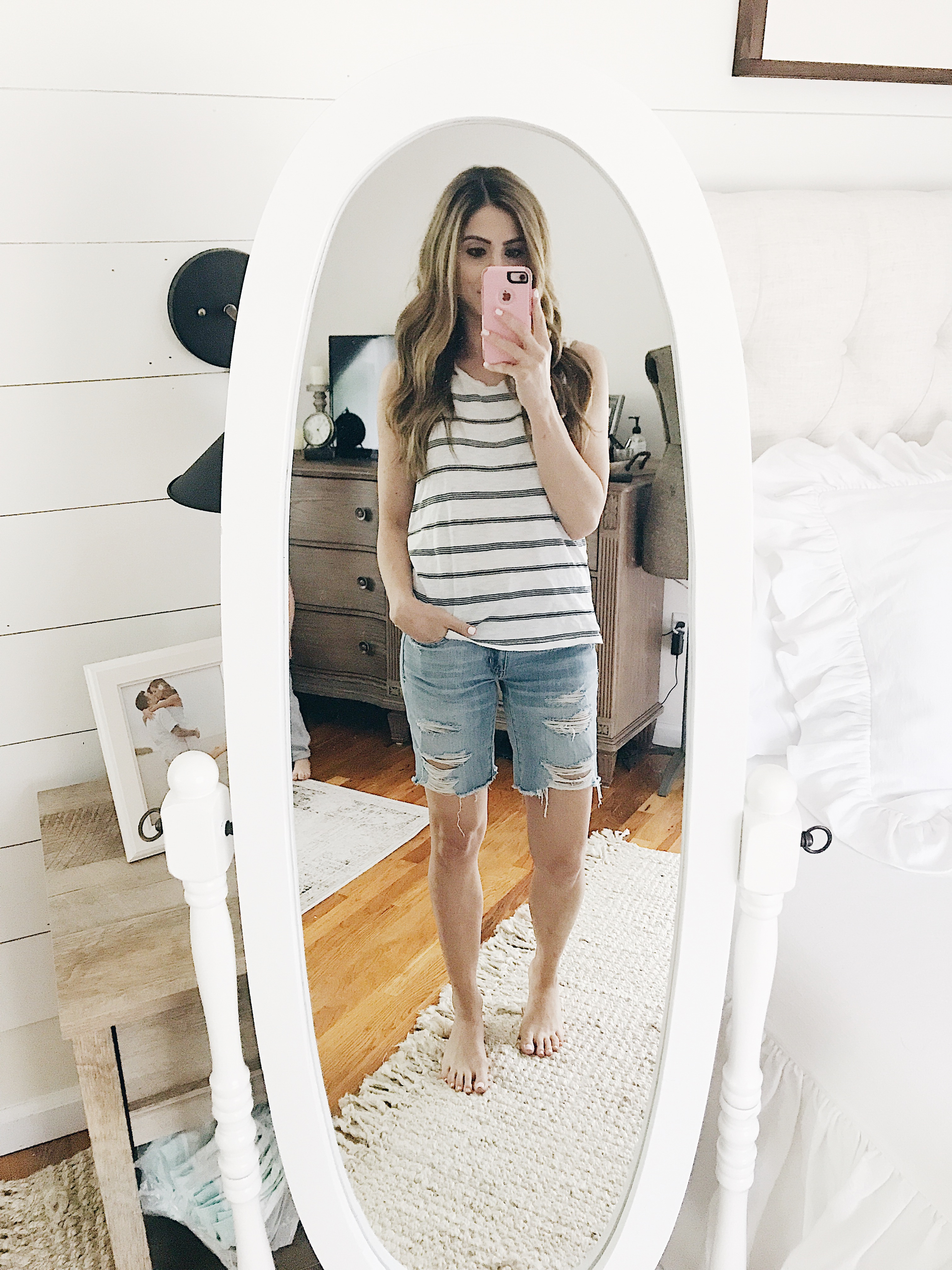 A full review of the Best Mom Shorts, including information on rise, inseam, and photos to show fit! Including a review of American Eagle's Distressed Bermuda Shorts. 