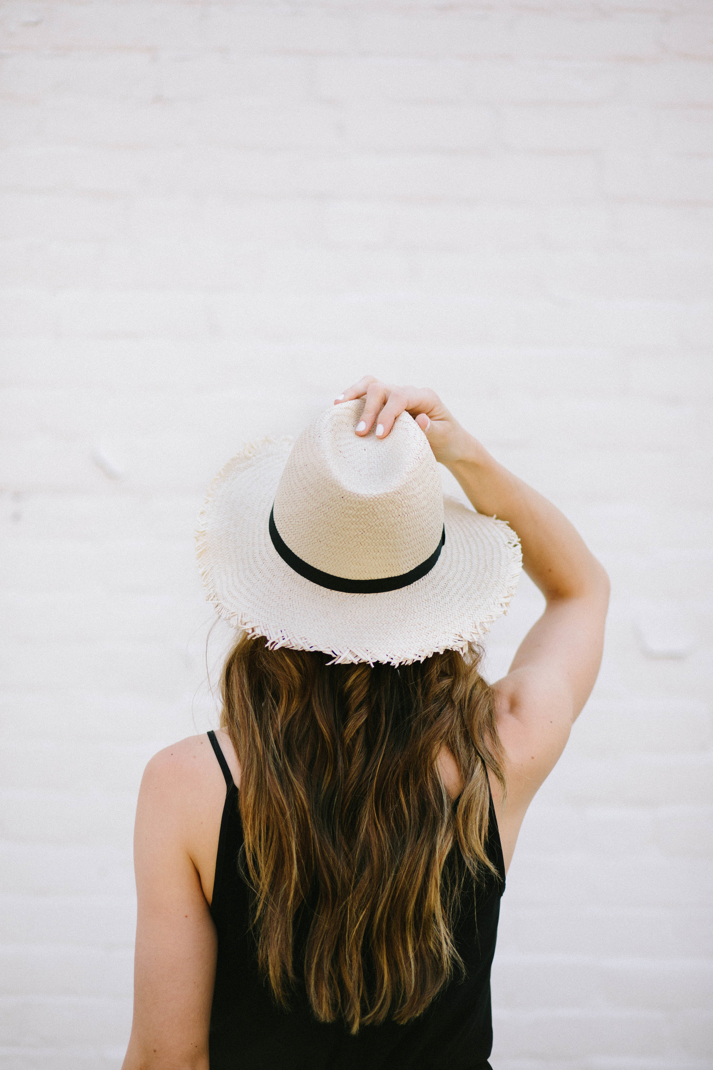 If you're looking to make the most of your closet, you need to check out these summer dresses styled two ways! They're versatile enough to style for day or night.