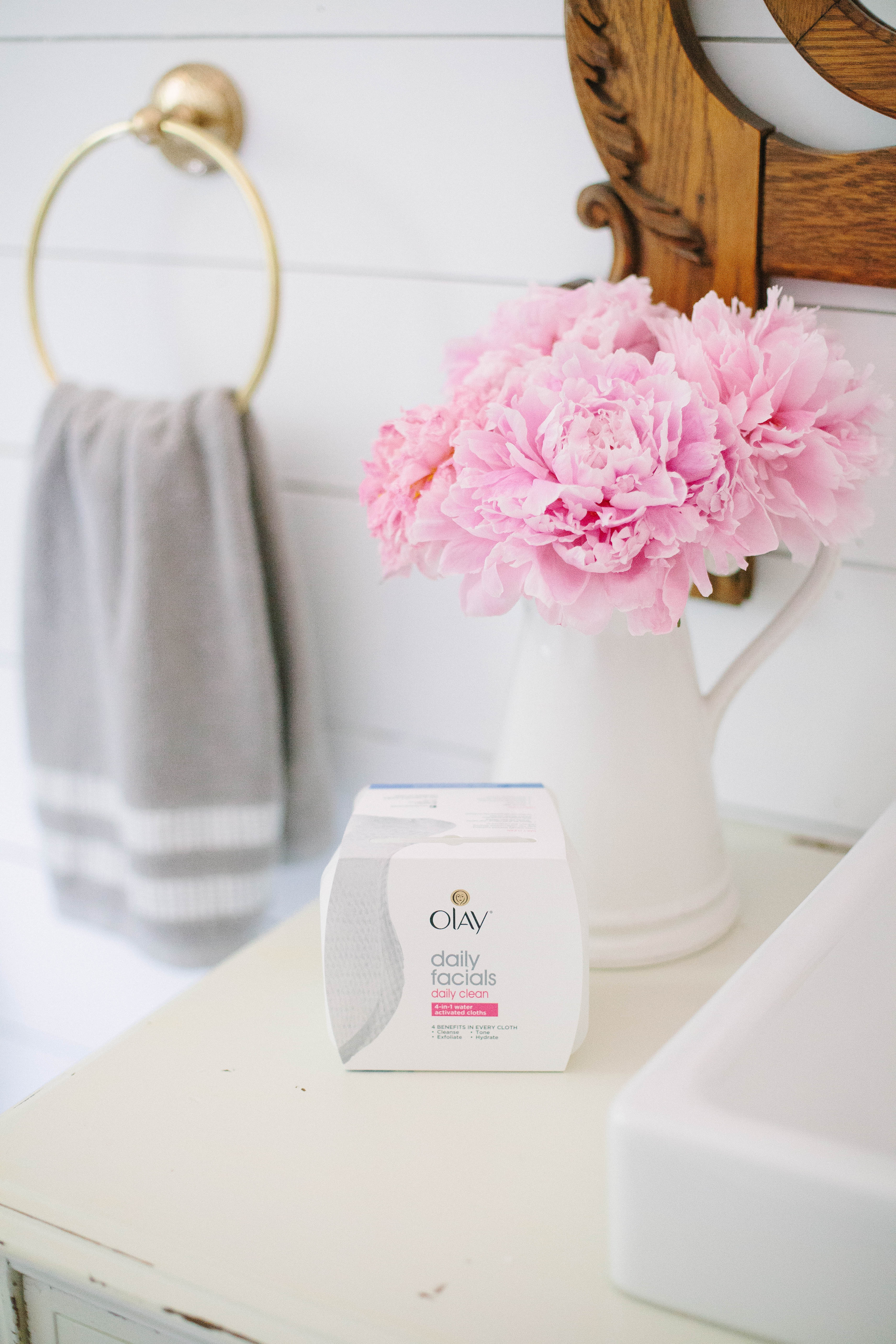 Busy mom and looking to cut down on your morning routine? Check out this 5 Minute Mom Skincare Routine featuring one product that does 4 steps in 1!