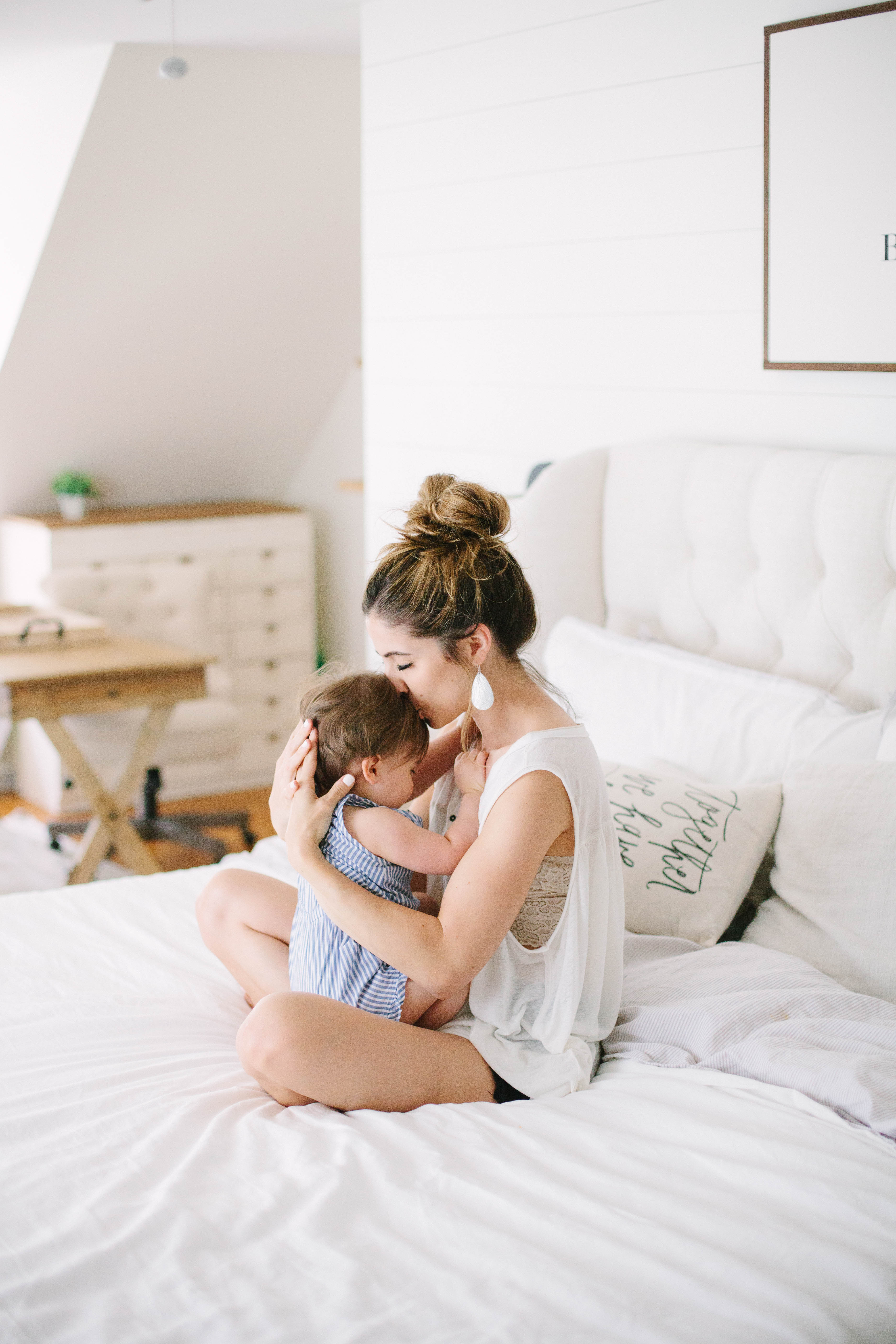 Busy mom and looking to cut down on your morning routine? Check out this 5 Minute Mom Skincare Routine featuring one product that does 4 steps in 1!