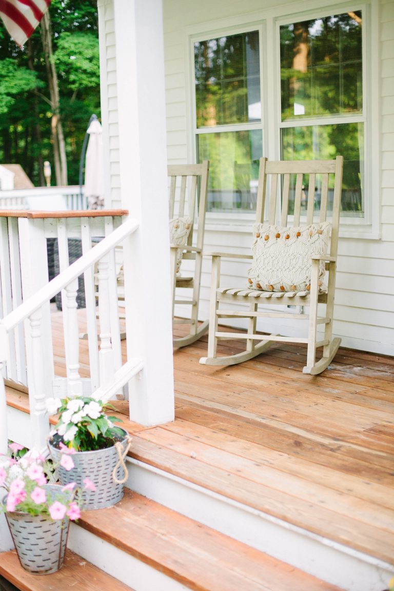 How to Freshen Up Your Front Porch
