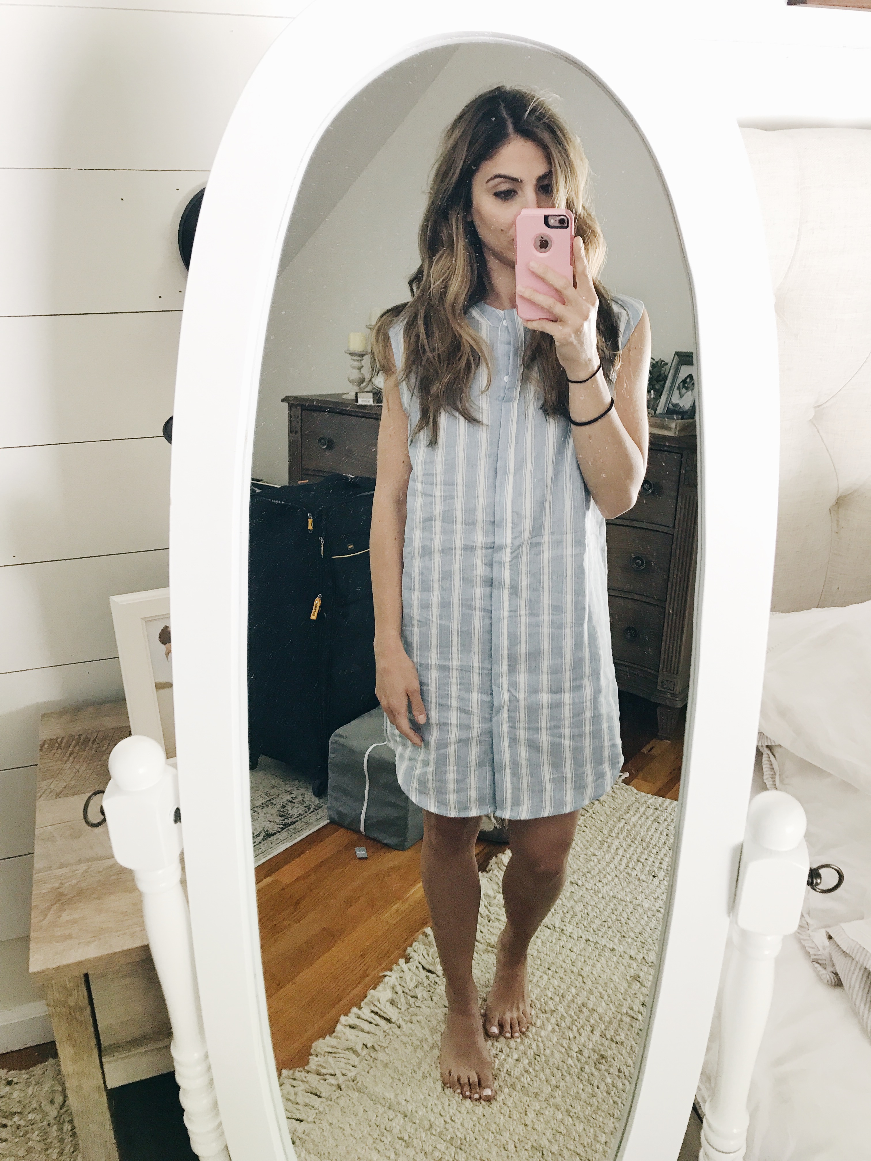 A Trunk Club review of Nordstrom's styling box service, including sizing and fit details of the items included like this BB Dakota Chambray ShirtDress.