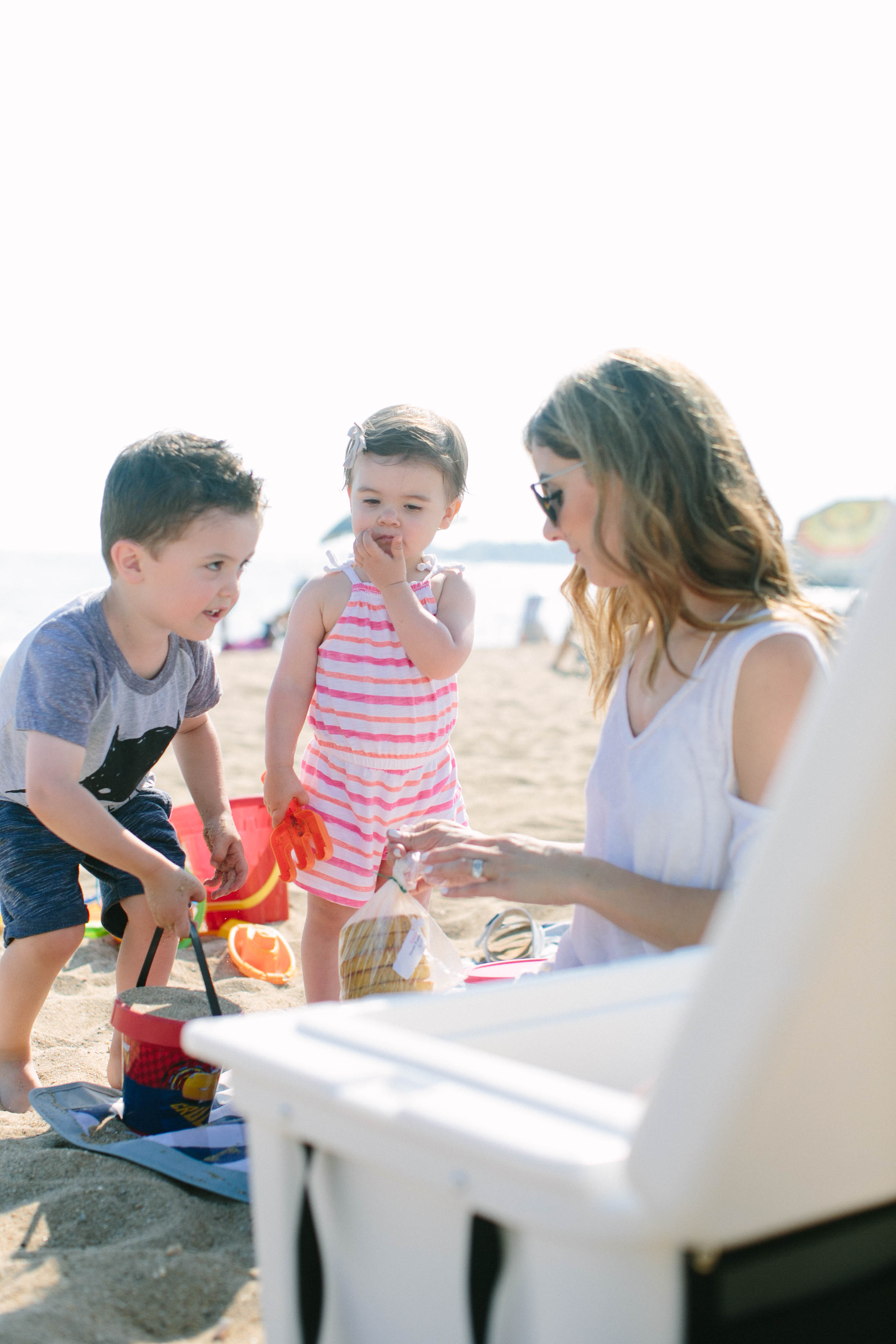 Heading to the beach with the kids? Check out these Summer Beach Picnic Essentials for items that will make things go a little smoother!