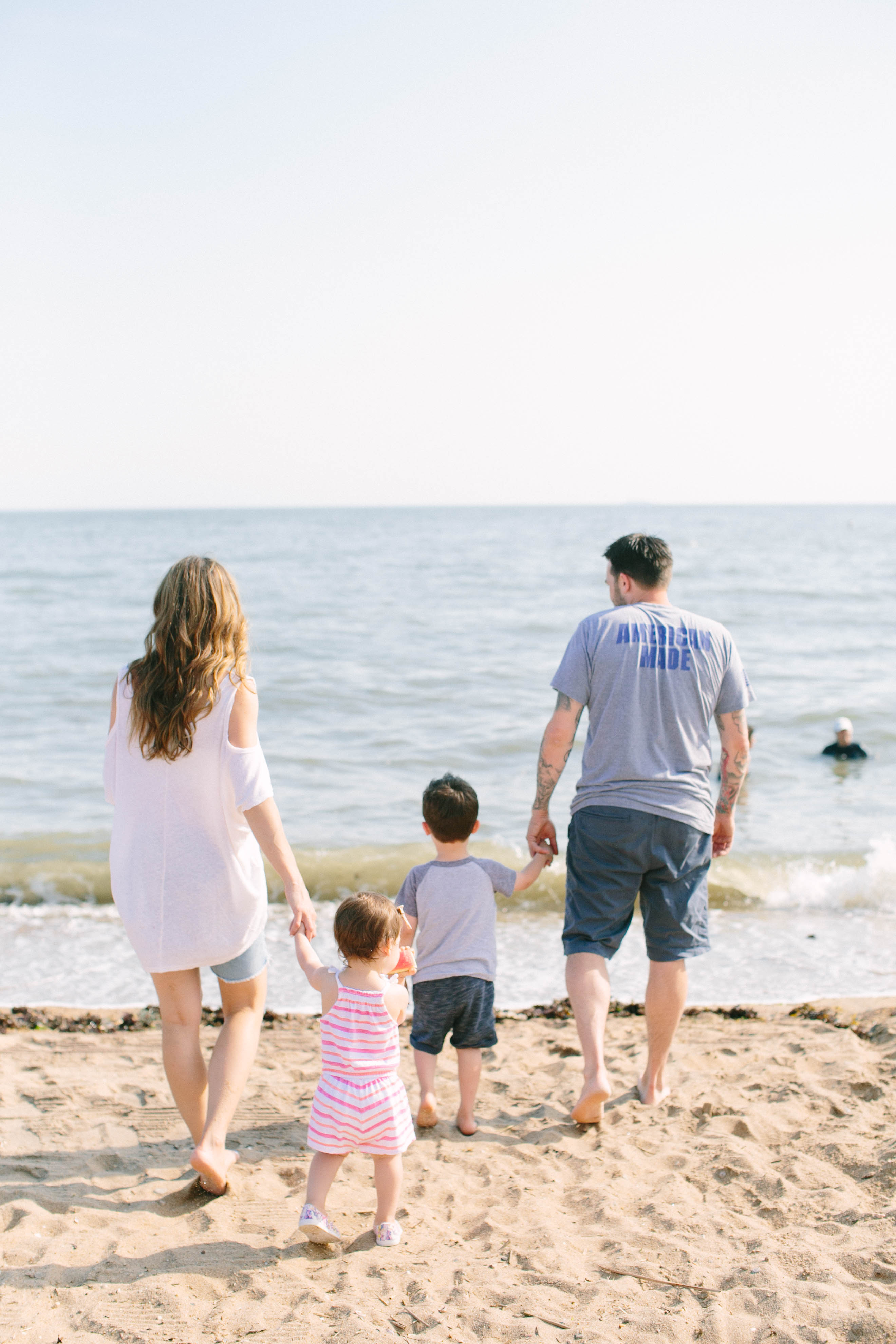 Heading to the beach with the kids? Check out these Summer Beach Picnic Essentials for items that will make things go a little smoother!