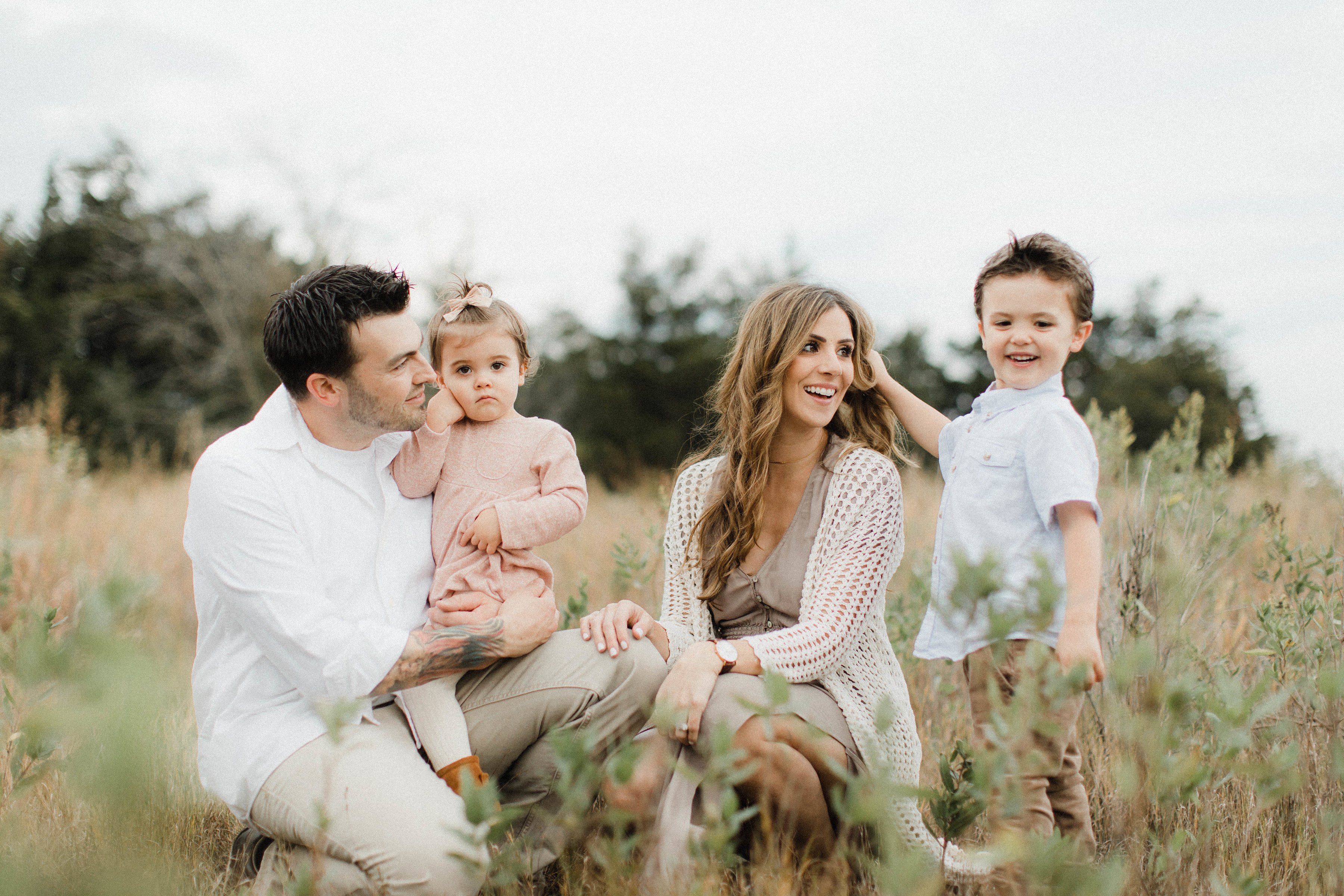 Life and style blogger Lauren McBride shares tips on What to Wear for Family Photos, including styling tips and outfit suggestions. 