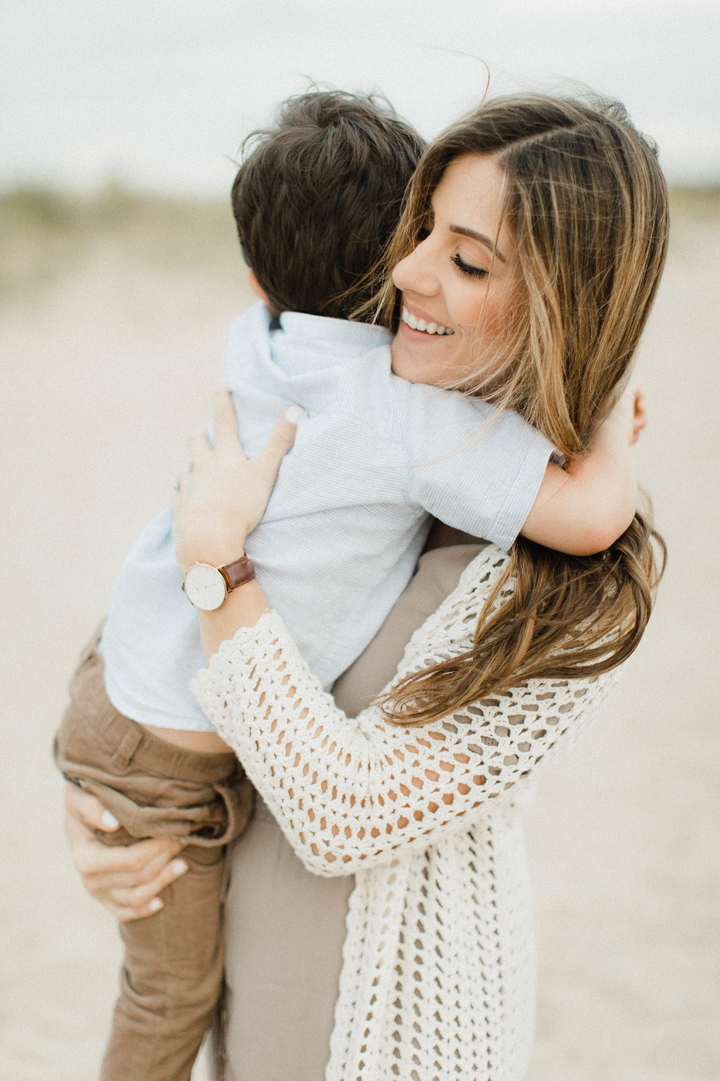 Life and style blogger Lauren McBride shares tips on What to Wear for Family Photos, including styling tips and outfit suggestions. 