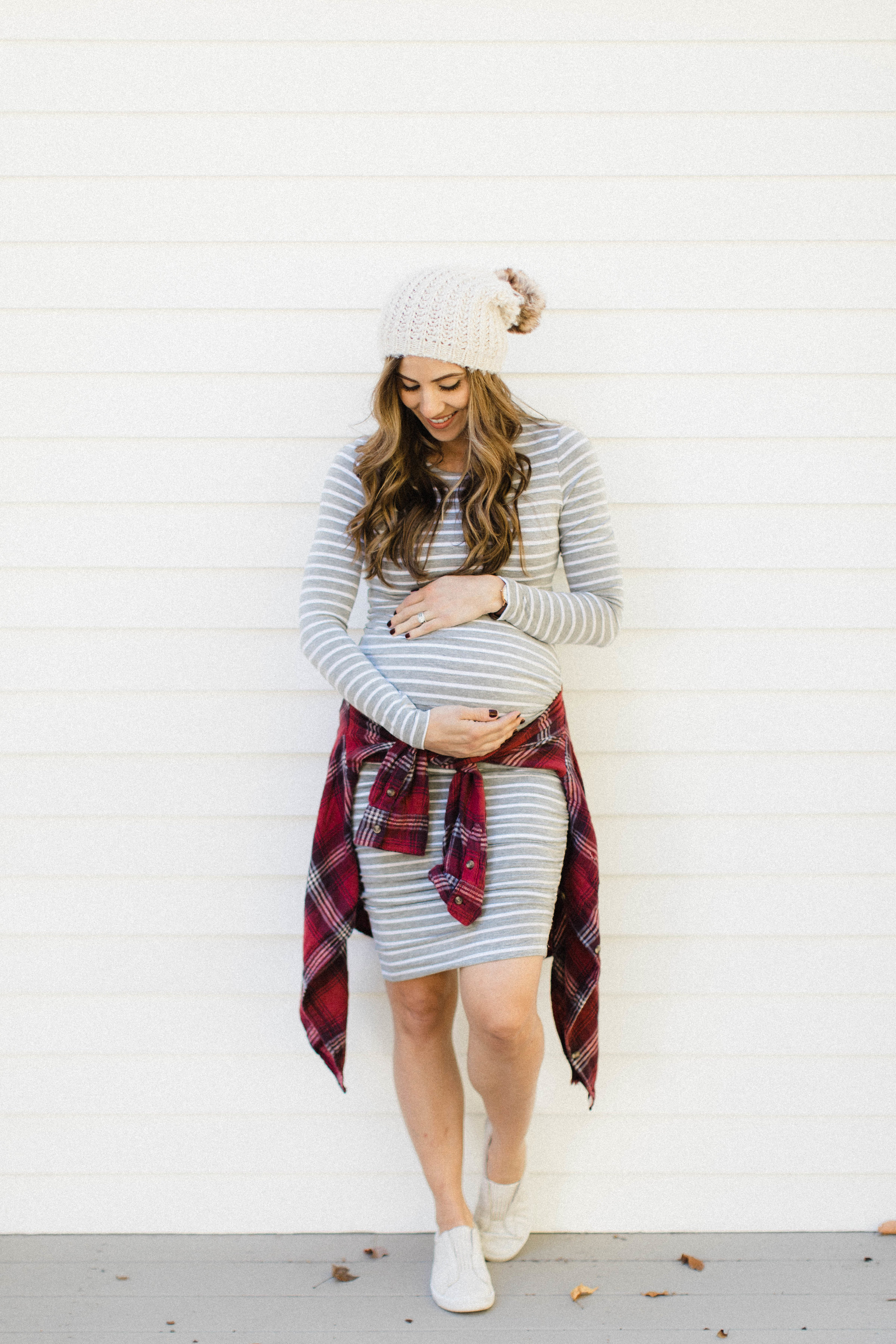 What To Wear For A Winter Maternity Shoot Lauren Mcbride