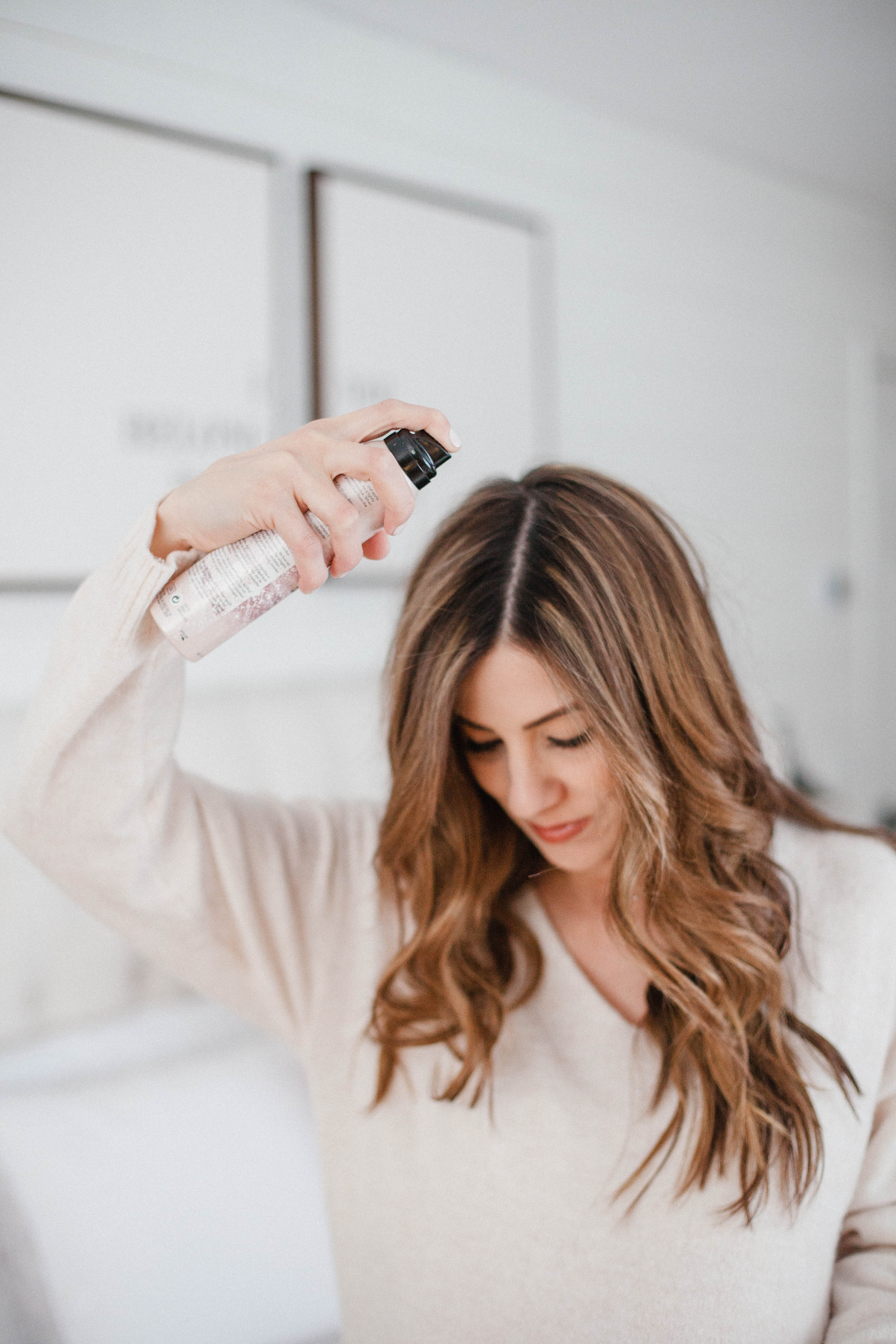 Life and style blogger Lauren McBride shares How to Use Dry Shampoo, plus her top picks for the best dry shampoo on the market. 