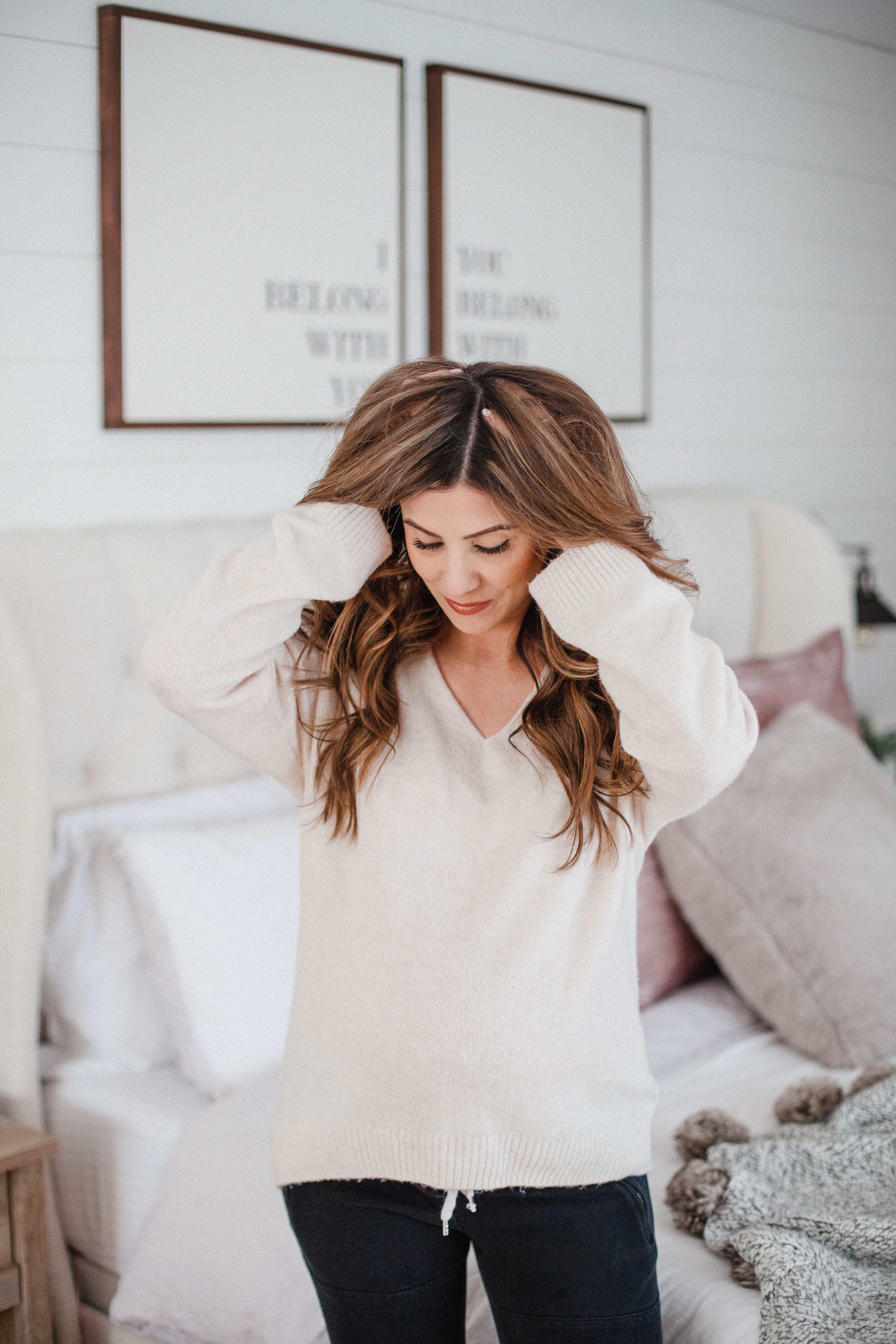 Life and style blogger Lauren McBride shares How to Use Dry Shampoo, plus her top picks for the best dry shampoo on the market. 